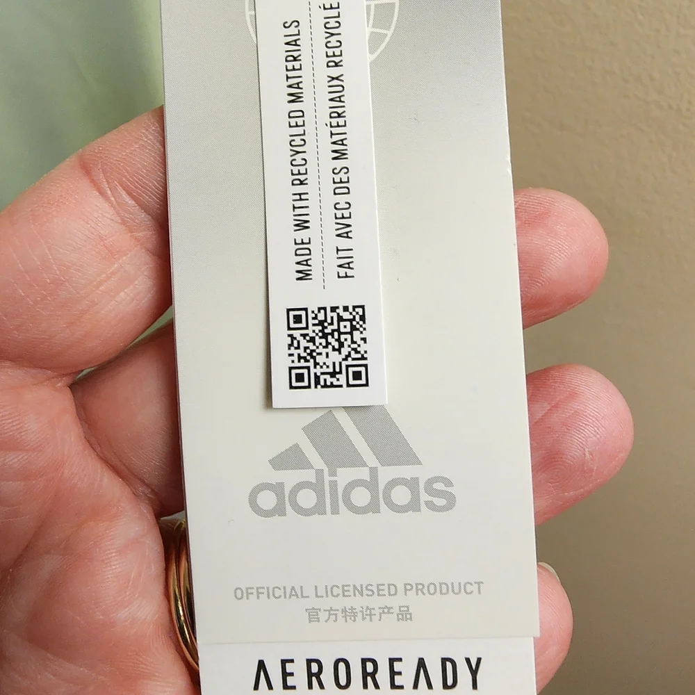 Adidas Aeroready Tshirt Youth Medium - Picture 3 of 6